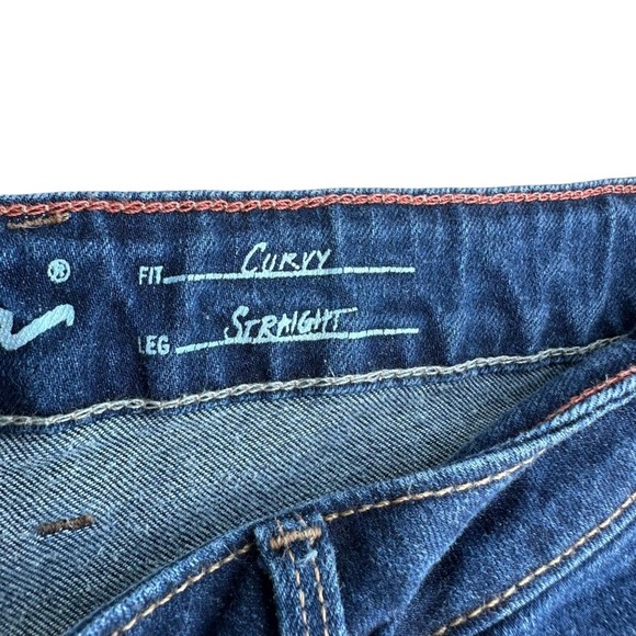 Eddie Bauer Curvy Straight Jeans, Size 18 - Picture 4 of 9